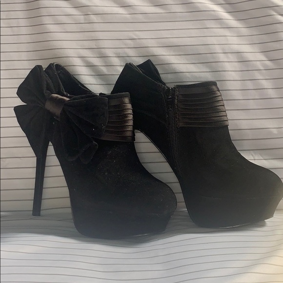 Bakers Womens Jisel Platform Boot Black Suede 7M - Picture 2 of 10